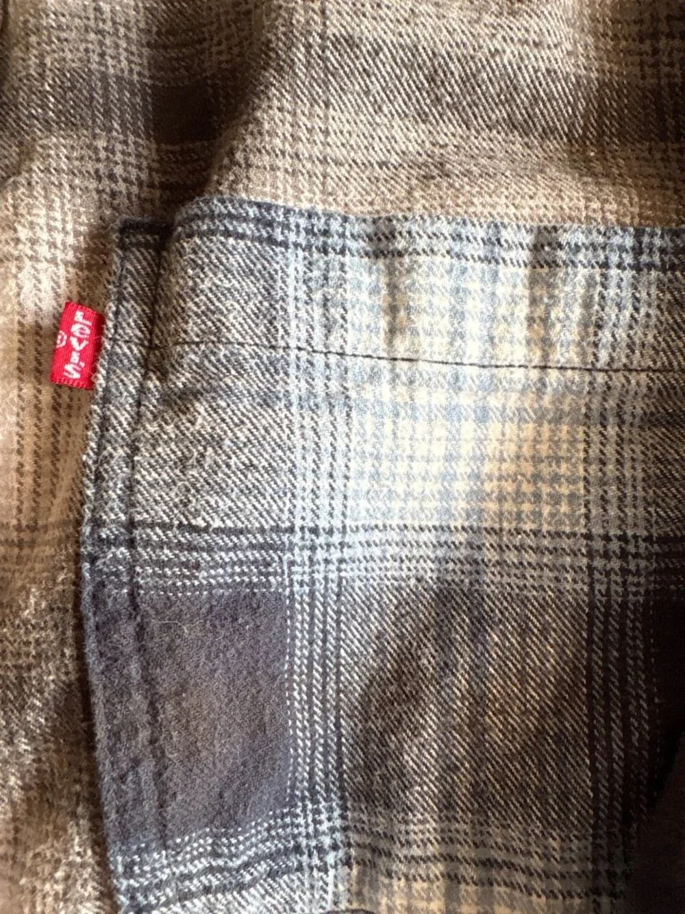 Levis Mens Medium Plaid Button-Up Flannel Shirt In Blue & Gray Vintage